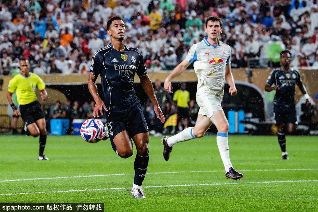 贝林厄姆力赞阿隆索：这位教练的能量让皇马焕然一新！